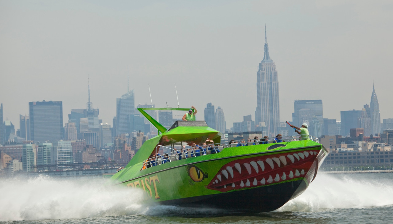 The Beast Speedboat Ride to Statue of Liberty by Circle Line: Reserved Straight-to-Board Ticket – photo 2