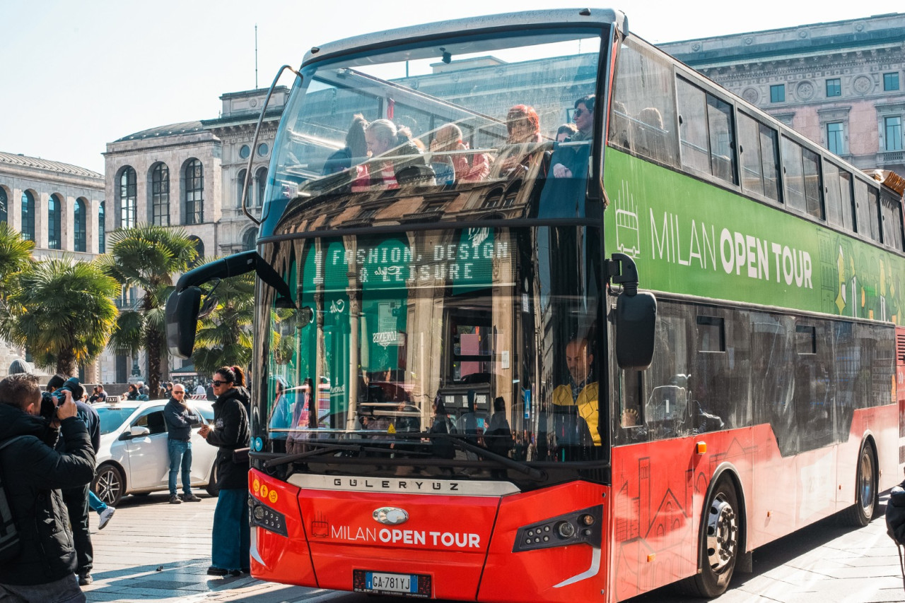 Milan Open Tour Hop-On Hop-Off Bus Tour – photo 8