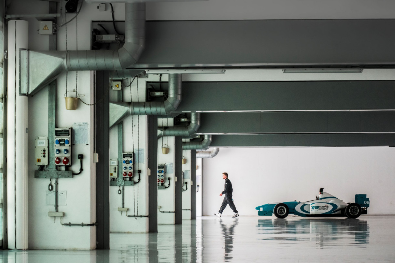 Yas Marina Circuit Formula Yas 3000 Driving Experience – photo 6