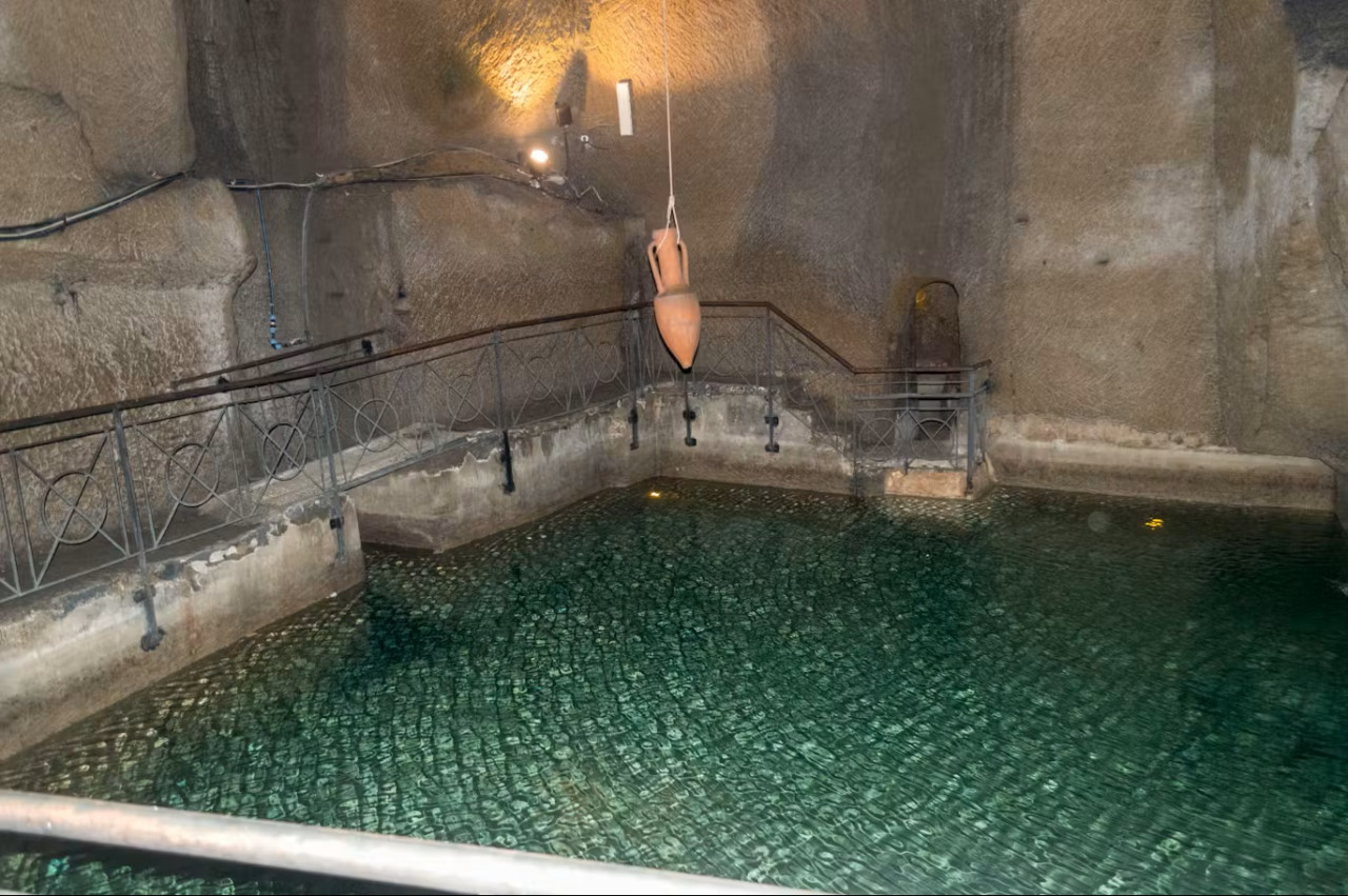 Naples Underground Guided Tour – photo 3