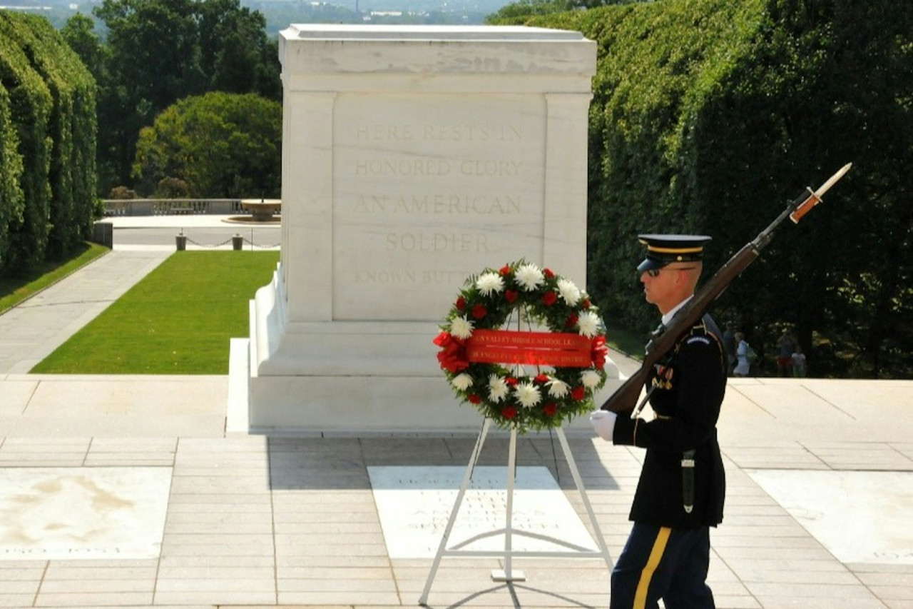 Private Walking Tour of Arlington National Cemetery – photo 4