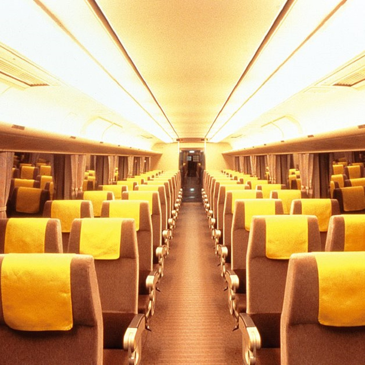 Haruka Airport Express - Between Kansai Airport and Kyoto – photo 3