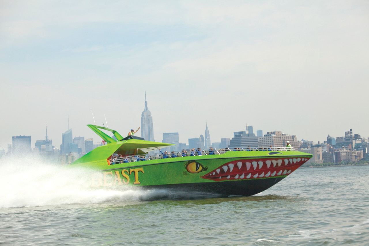 The Beast Speedboat Ride to Statue of Liberty by Circle Line: Reserved Straight-to-Board Ticket – photo 8