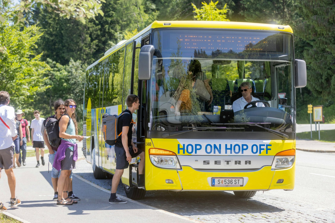 Salzburg Sightseeing: Hop-On Hop-Off Bus Tour – photo 2