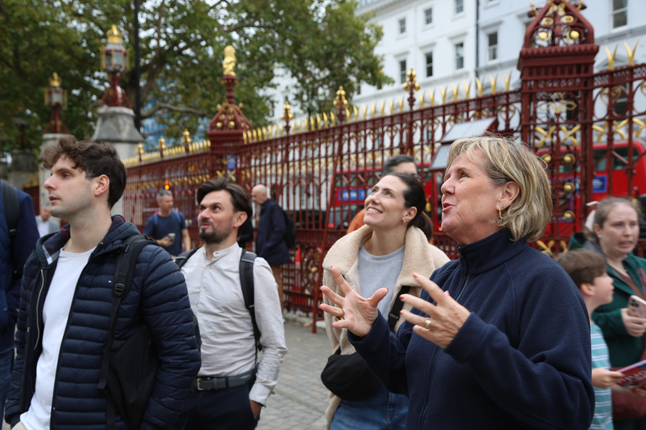 Natural History Museum Tour with English-Speaking Guide – photo 4