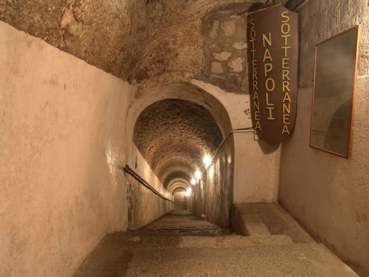 Naples Underground Guided Tour – photo 2