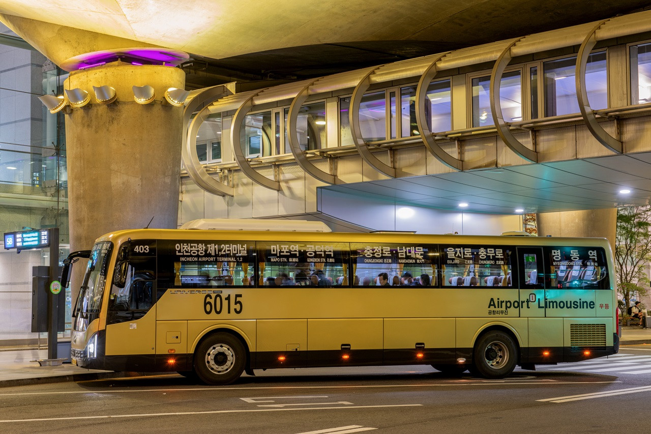 Airport Limousine Bus Transfers from Incheon International Airport to Seoul – photo 7