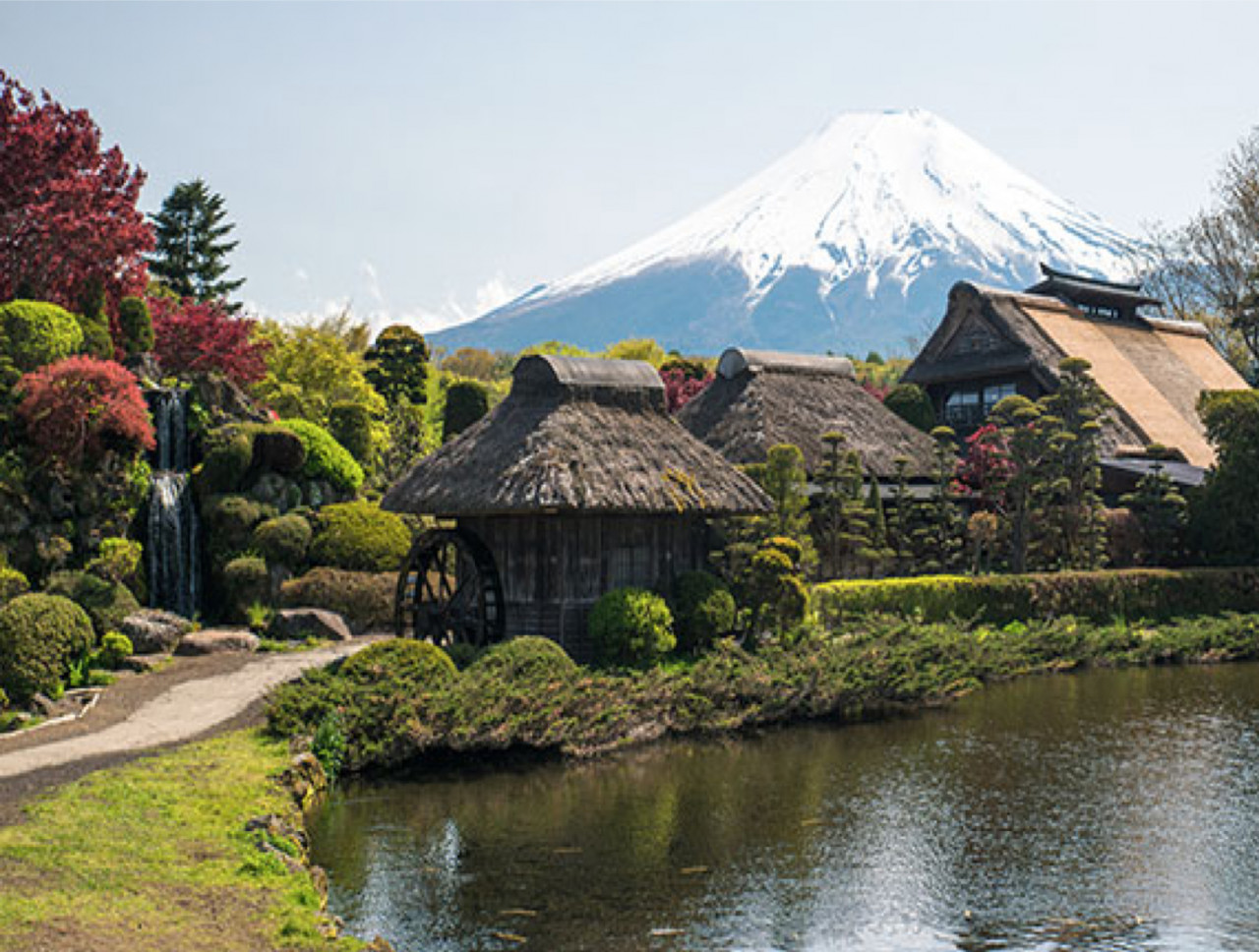 Mt Fuji, Oshino Hakkai and Gotemba Outlets 1-Day Bus Tour – photo 6
