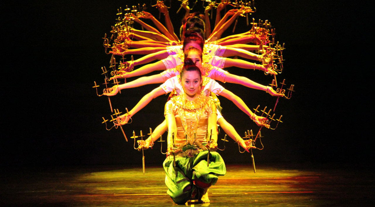 Smile of Angkor Show – photo 5