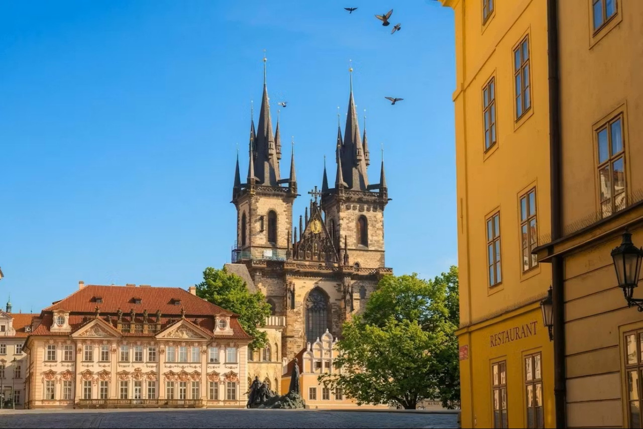 Prague National Museum Ticket + City Tour Audio Guide – photo 7