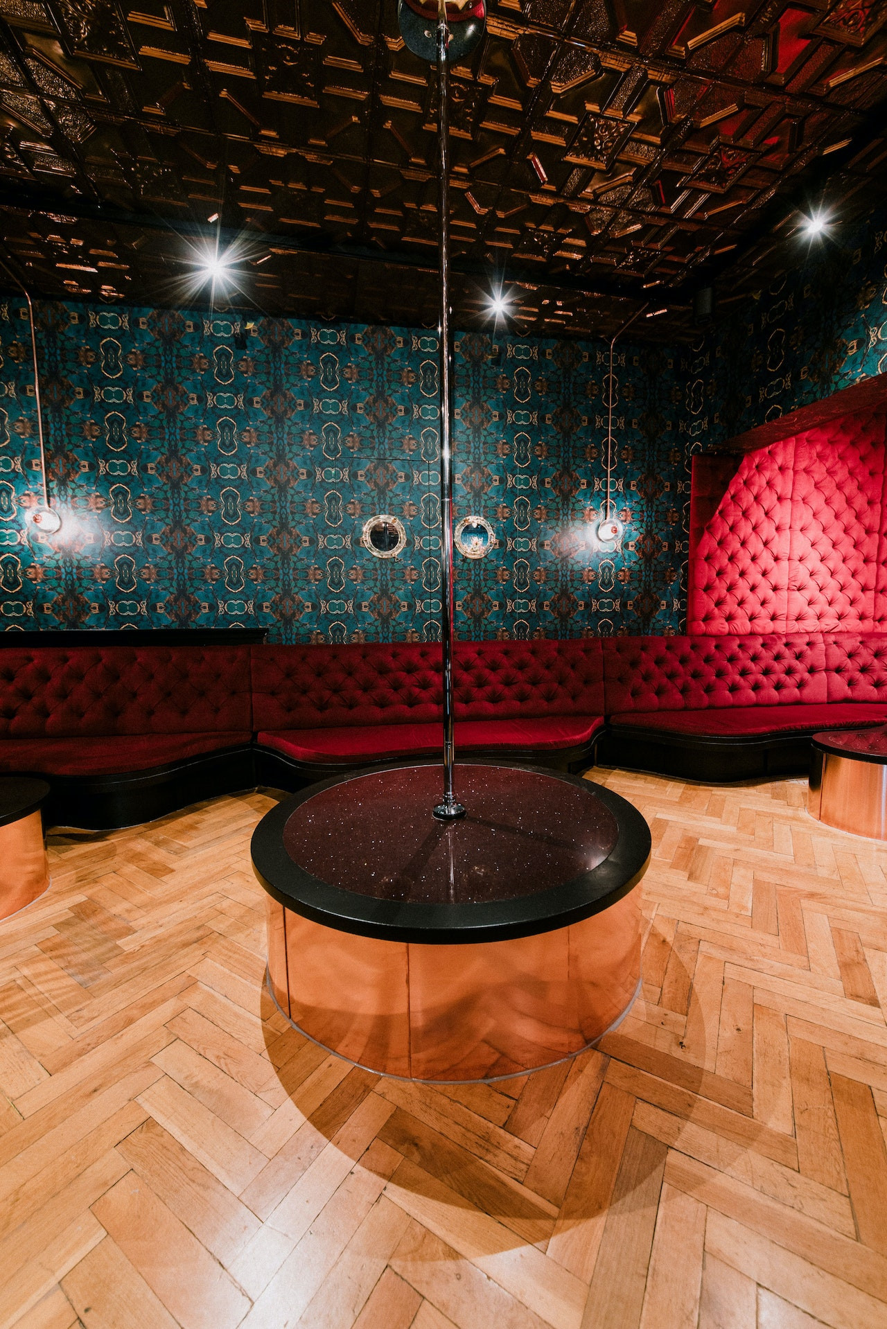 Amsterdam BonTon Gentleman's Guided Tour – photo 5