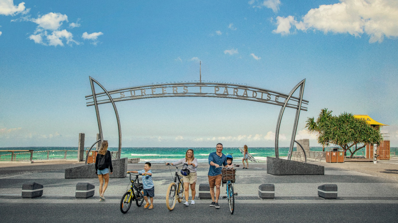 Shared Transfers between Gold Coast Airport and Surfers Paradise – photo 3