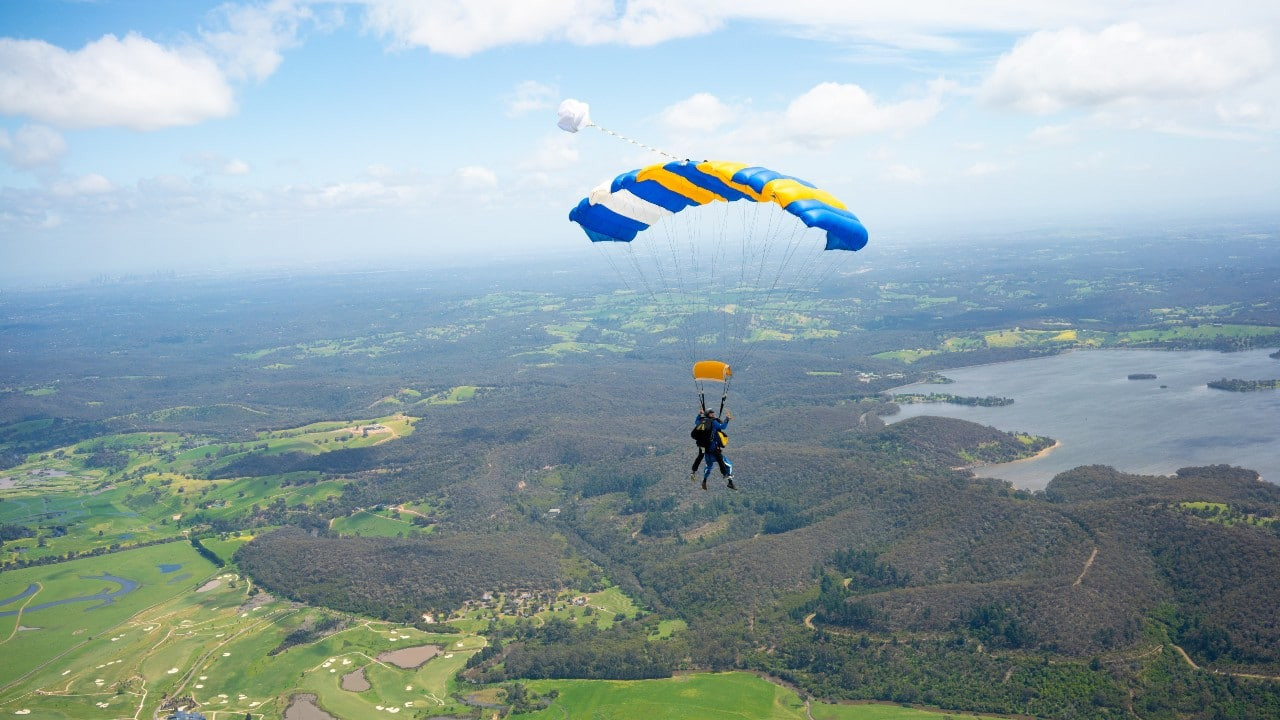 Tandem Skydiving Experience Yarra Valley – photo 2