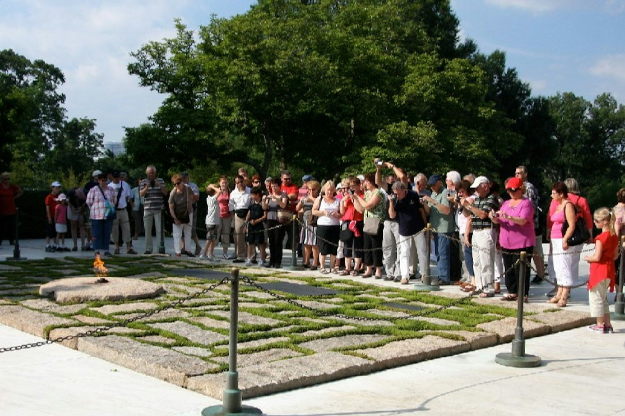 Private Walking Tour of Arlington National Cemetery – photo 7