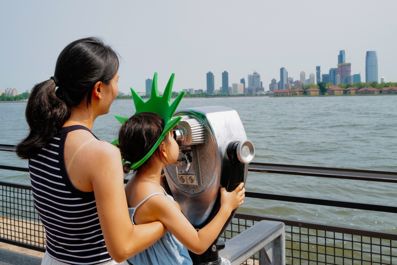 Official Statue of Liberty & Ellis Island Admission Ticket + Roundtrip Ferry by Statue City Cruises – photo 8