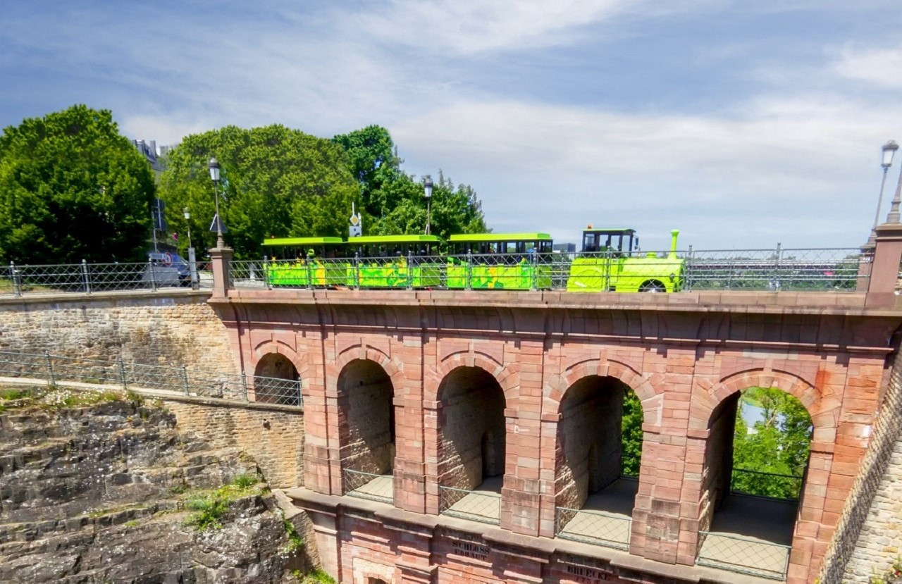 City Train in Old Town Luxembourg – photo 2