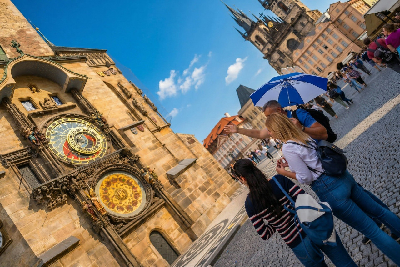 Prague Astronomical Clock: Fast Track Ticket + Introduction – photo 2