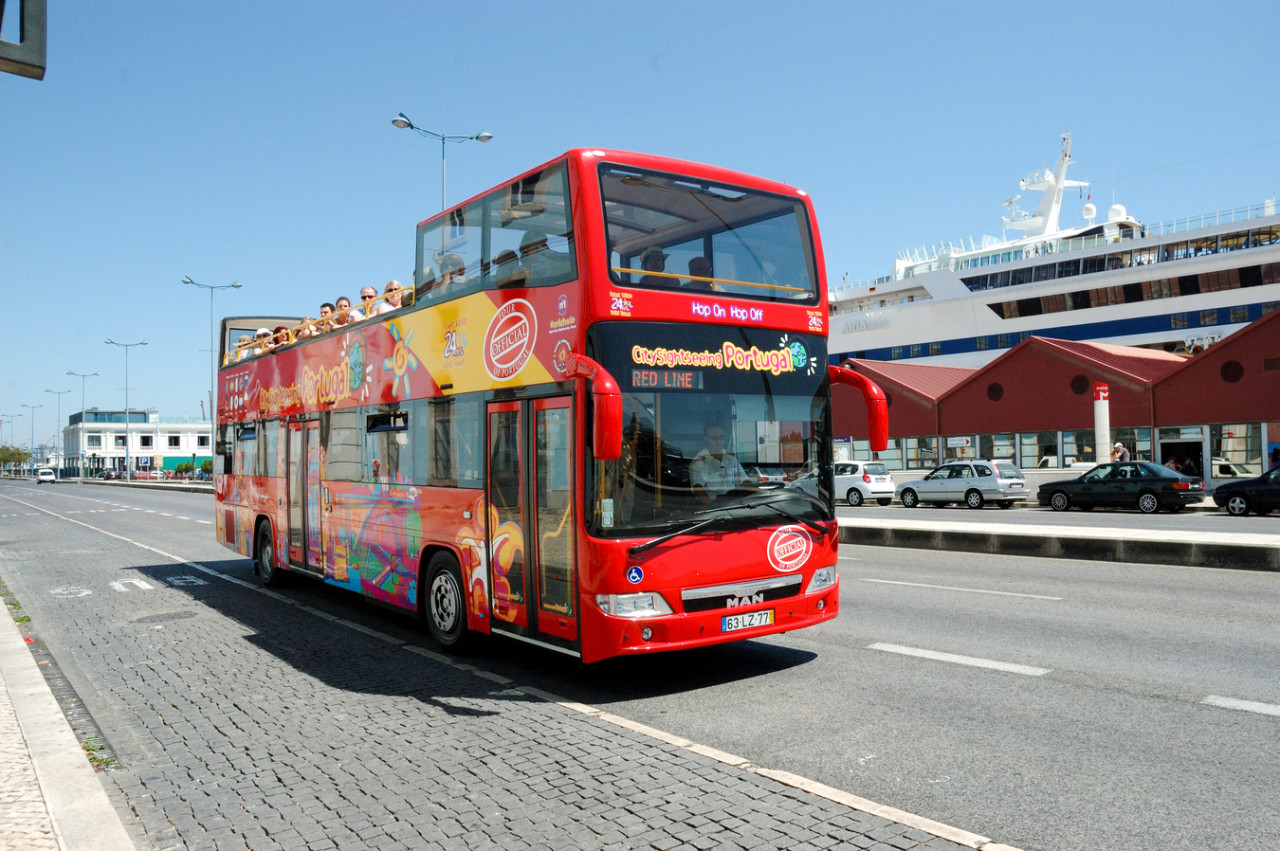 City Sightseeing Lisbon Hop-on Hop-off Bus Tour – photo 7