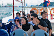 s: Singapore: Albatross Speedboat Adventures Cruising in RWS Sentosa - 3:00PM: photo #6