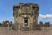 s: The finest examples of Khmer art and architecture: photo #8