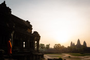 s: Sunrise Experience and Angkor Complex: A Guide to Cambodia’s Ancient Wonders: photo #1