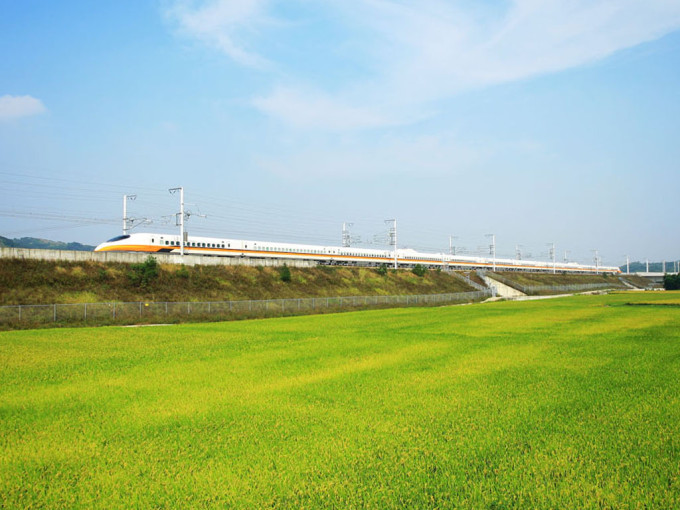 Taiwan High Speed Rail (THSR) Unlimited Rail Pass – photo 2