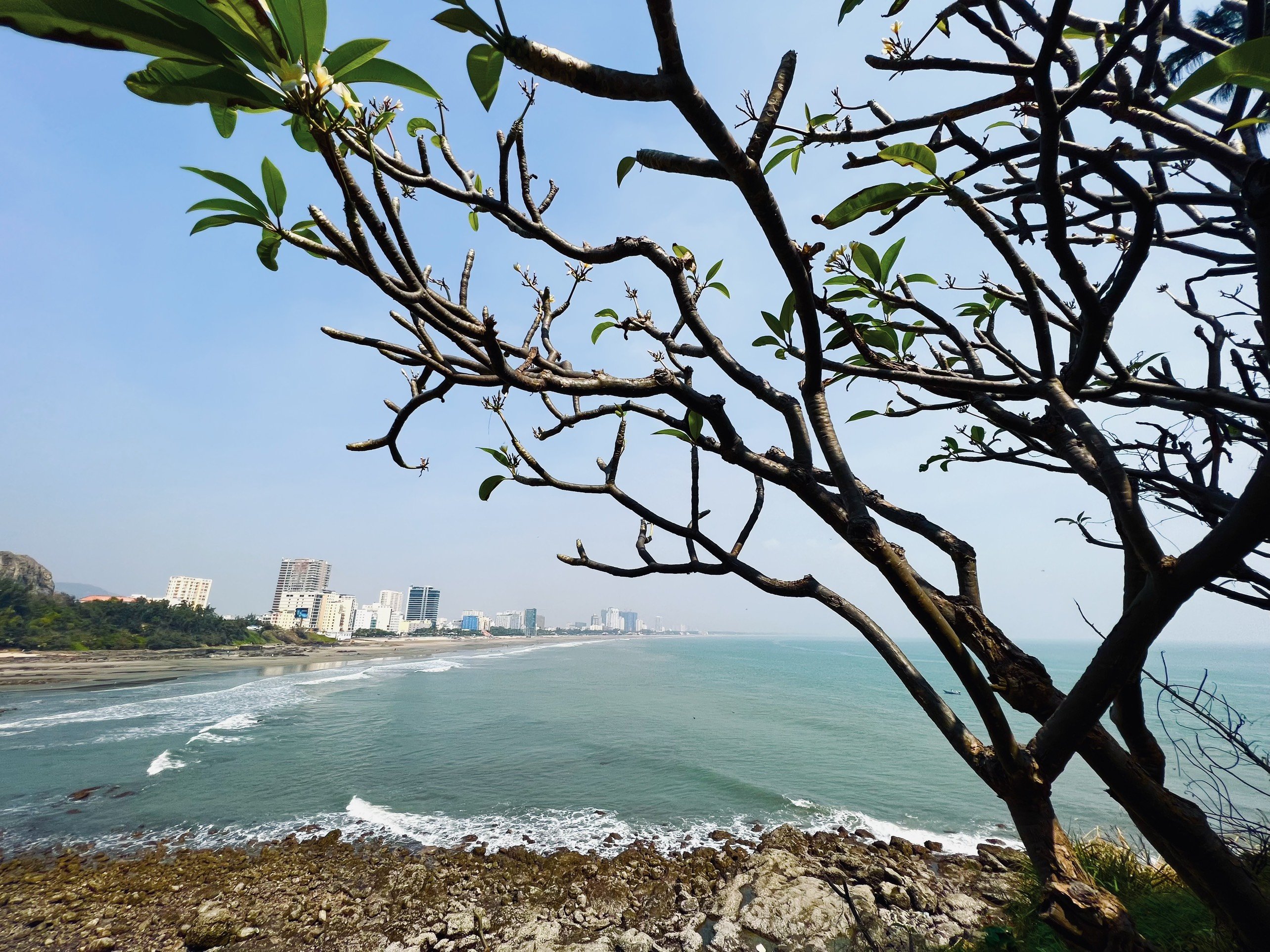 Vung Tau Full-Day Tour from Ho Chi Minh: Thuy Van Beach, Jesus Christ Statue, Thang Tam Temple