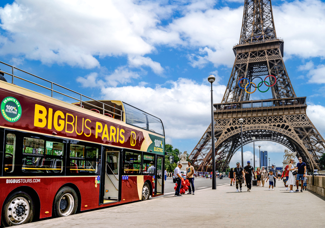 Big Bus Paris Hop-on Hop-off Bus Tour