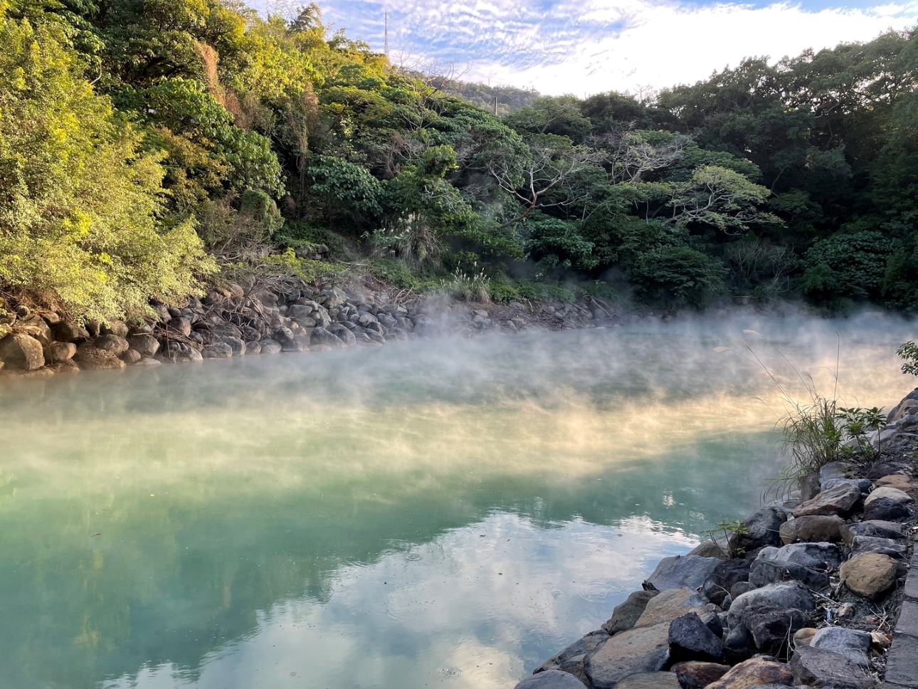 Yangmingshan National Park and Beitou Hot Spring Full-Day Tour from Taipei