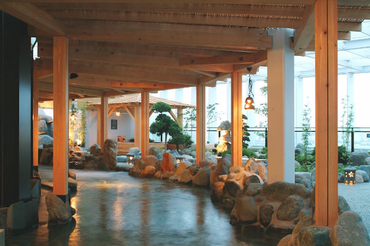 Yokohama Minato Mirai Manyo Club Onsen Experience