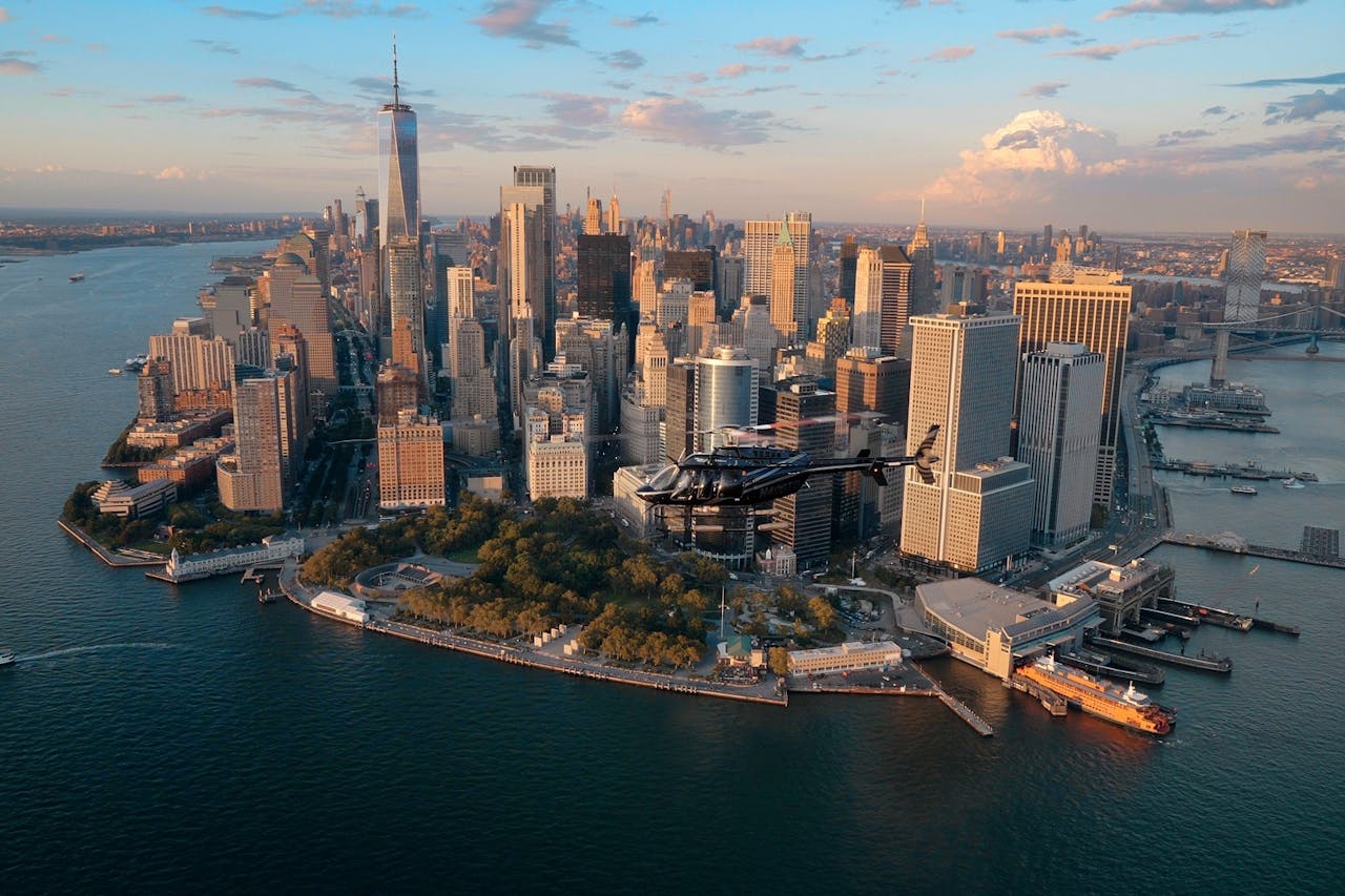 Buy New York City: 20-minute Helicopter Tour from Manhattan Tickets on ...