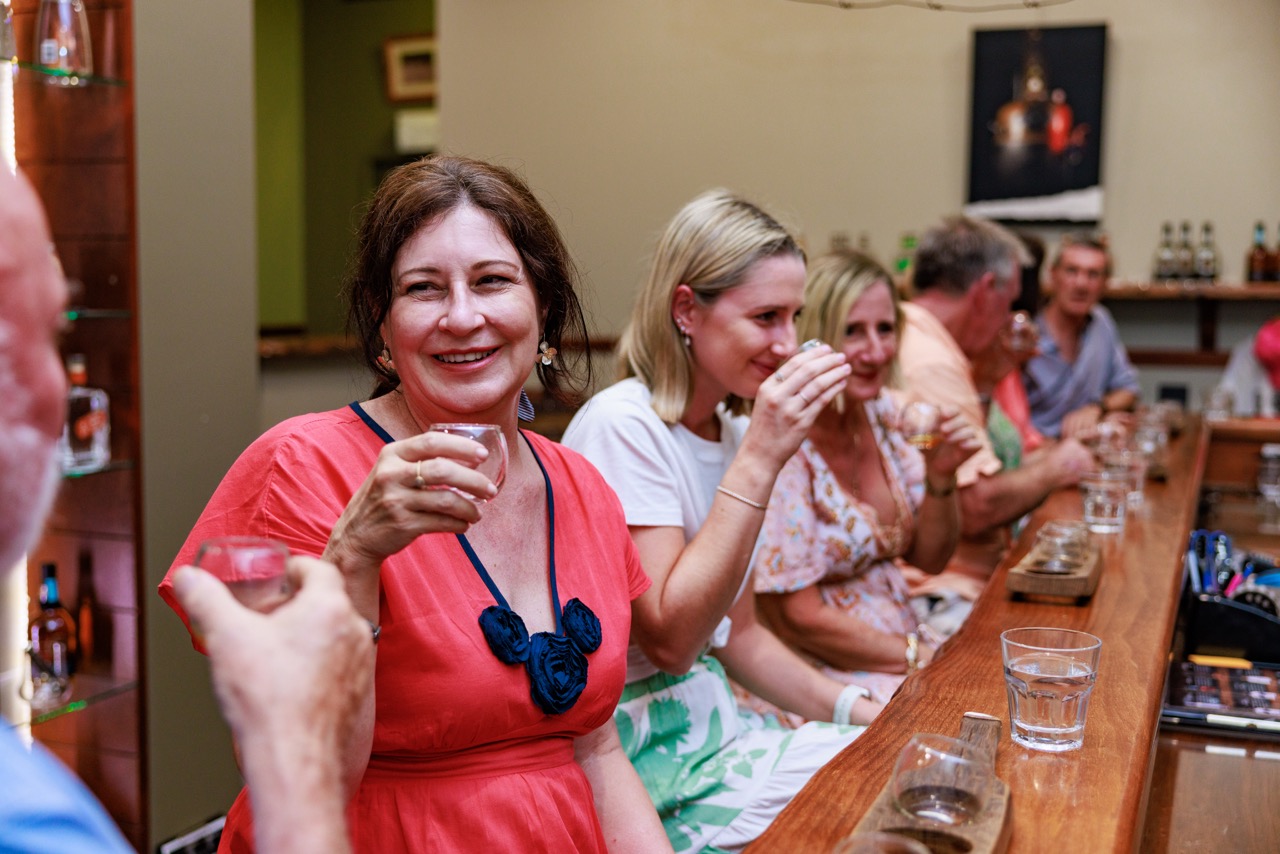 Australian Outback Food and Wine Tasting Tour from Port Douglas