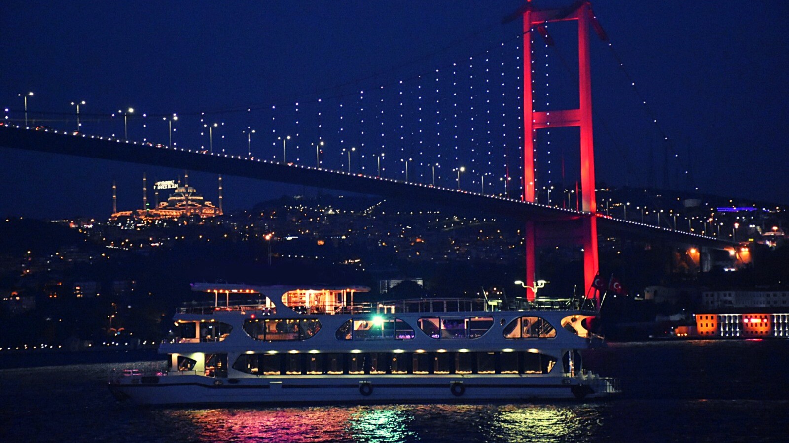 Bosphorus Dinner Cruise with Turkish Night Show