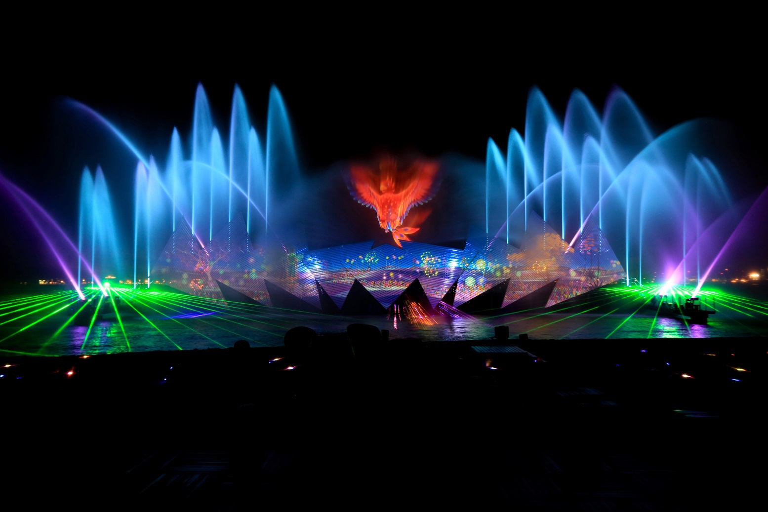 COMBO: Wings of Time Fireworks Symphony + SkyHelix Sentosa Tickets