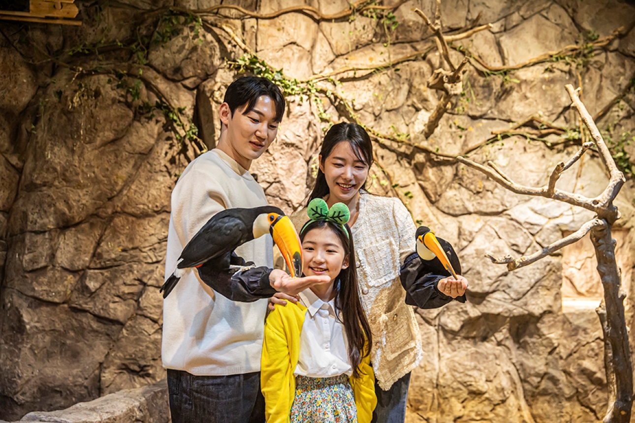 Zoolung Zoolung Indoor Animal Theme Park Ticket
