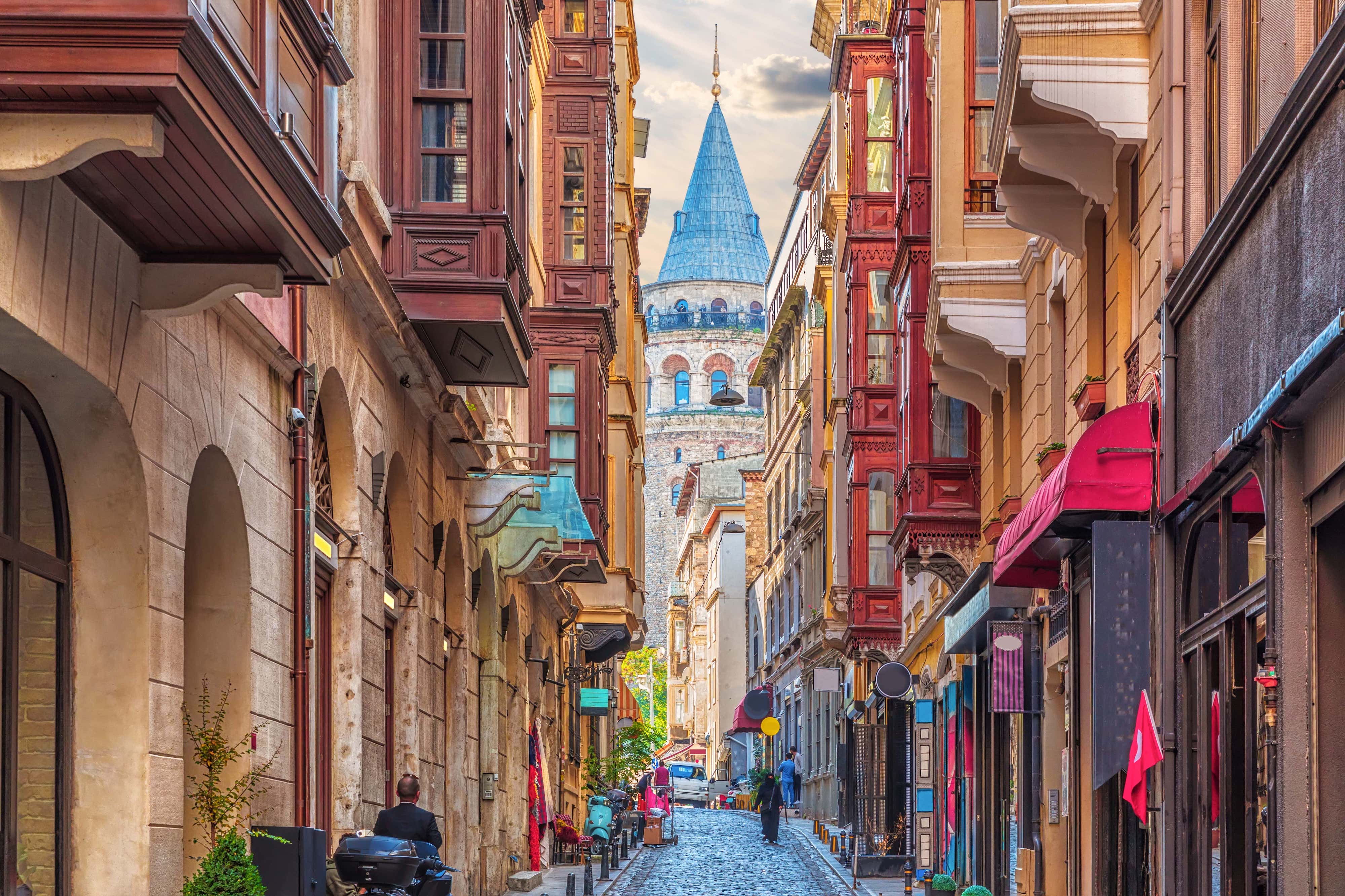 COMBO: Galata Tower + Dolmabahce Palace Ticket